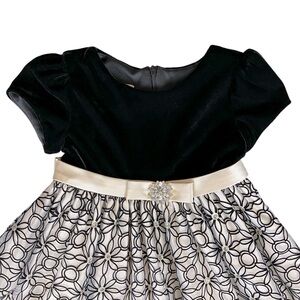 Cinderella 4T FancyDress Gold Black Velvet Look Twirly Layered Petticoat